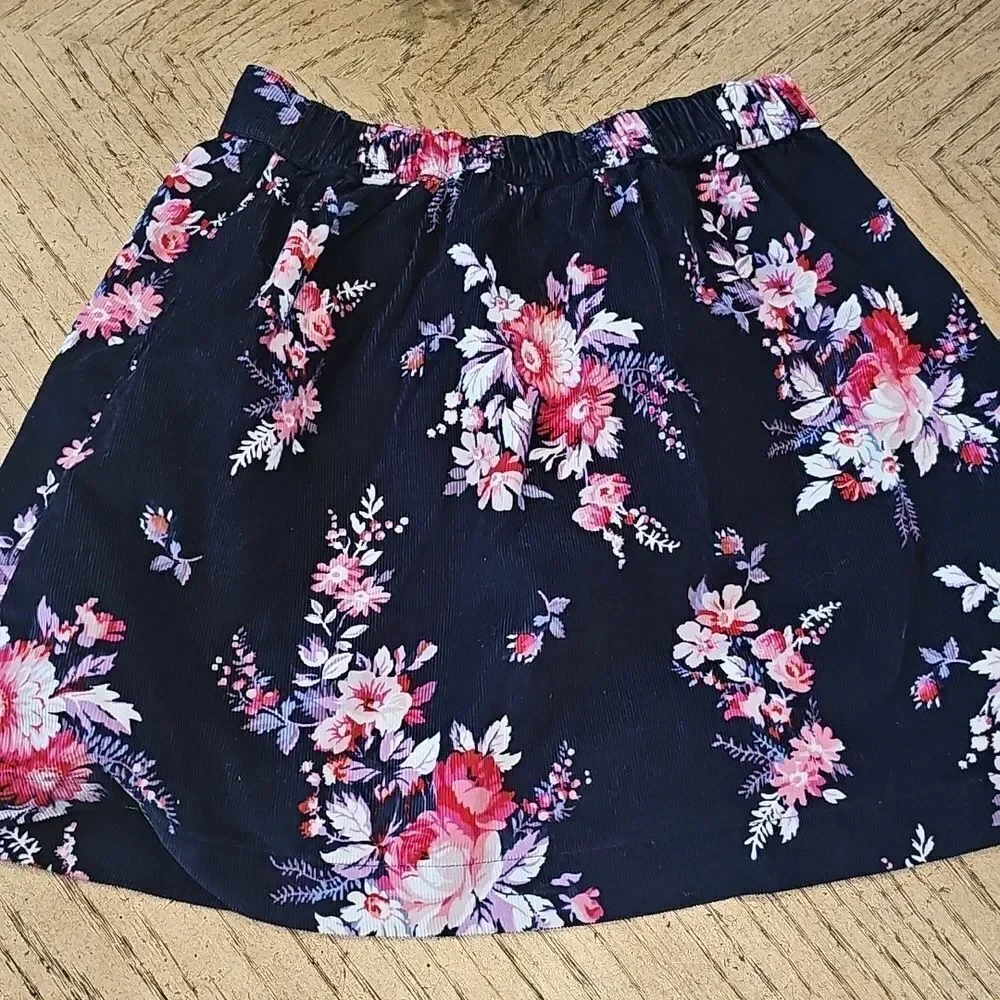 Floral Navy Corduroy Skirt Size 5 Baby Gap